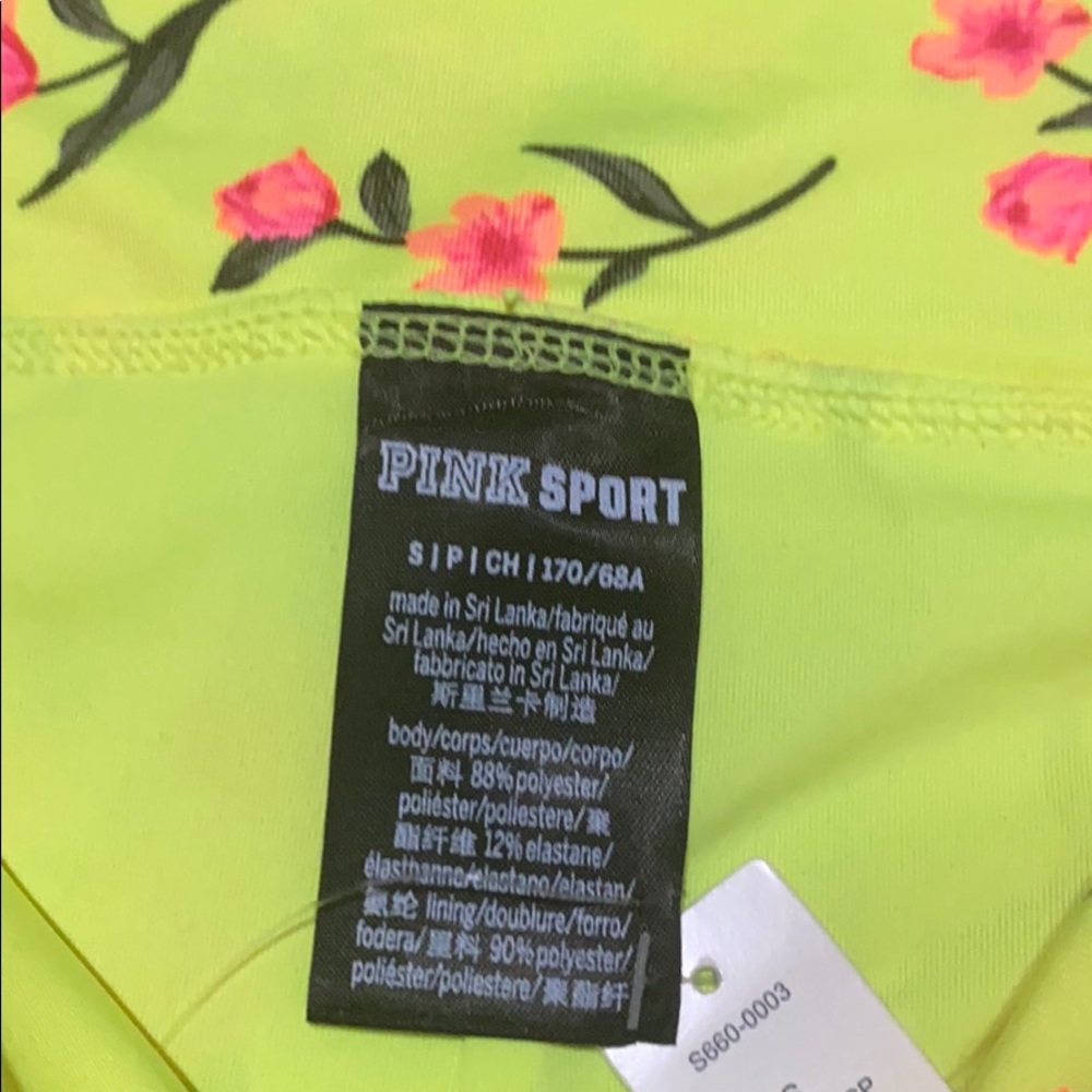 Shorts - Picture 2 of 3